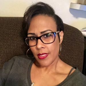 Meet your Posher, Shelly